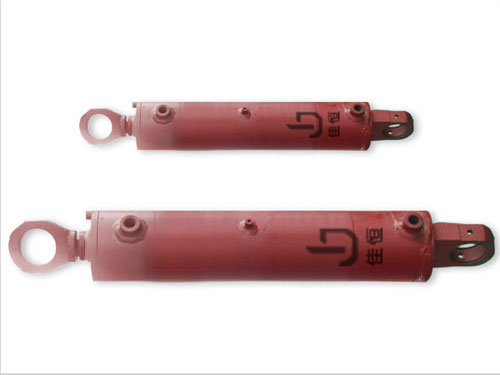 支腿(tui)擺動(dong)油缸(gang)