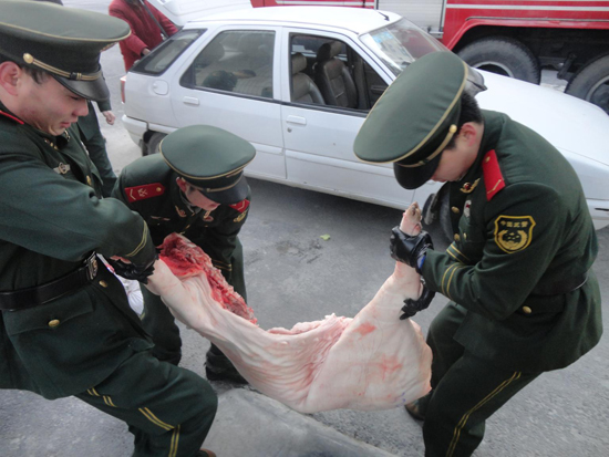 消(xiao)防隊(dui)慰問(wen)