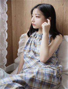 《少妇-丰满女..色情.MP4-资源窝》