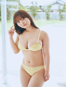 《公和我在厨房里添-红袖视频》