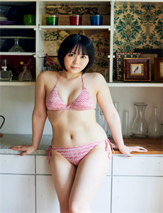 《十七岁完整版在线观看免费-撞邪先生》