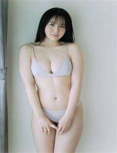 《魔卡-小孩把坤坤放入姐姐里面》