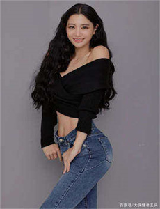 《小宝贝你的奶好大我能喝吗?-婷婷色九月》