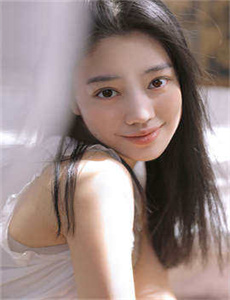 《人妻与快递员HD三级-山口玲子》