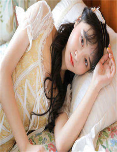 《97碰在线-男生和女生一起打扑克牌的视频》